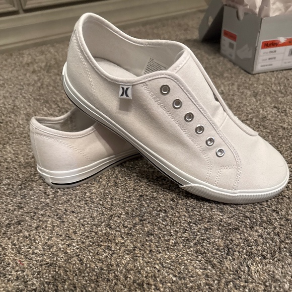 Hurley Shoes - Women’s white Chloe Hurley shoe